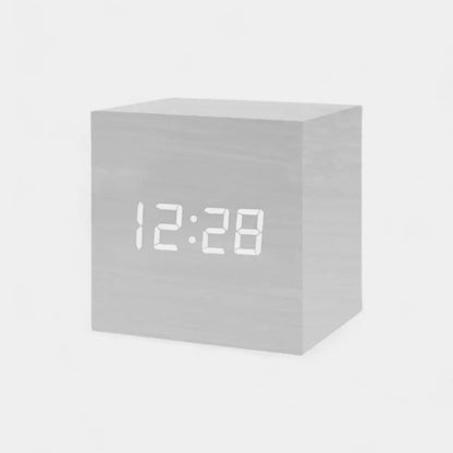 Réveil en Bois Cube - Réveil & Vous