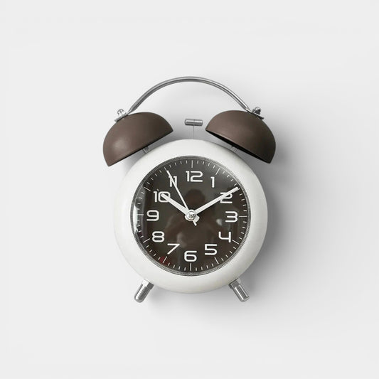 Réveil Vintage à Pile